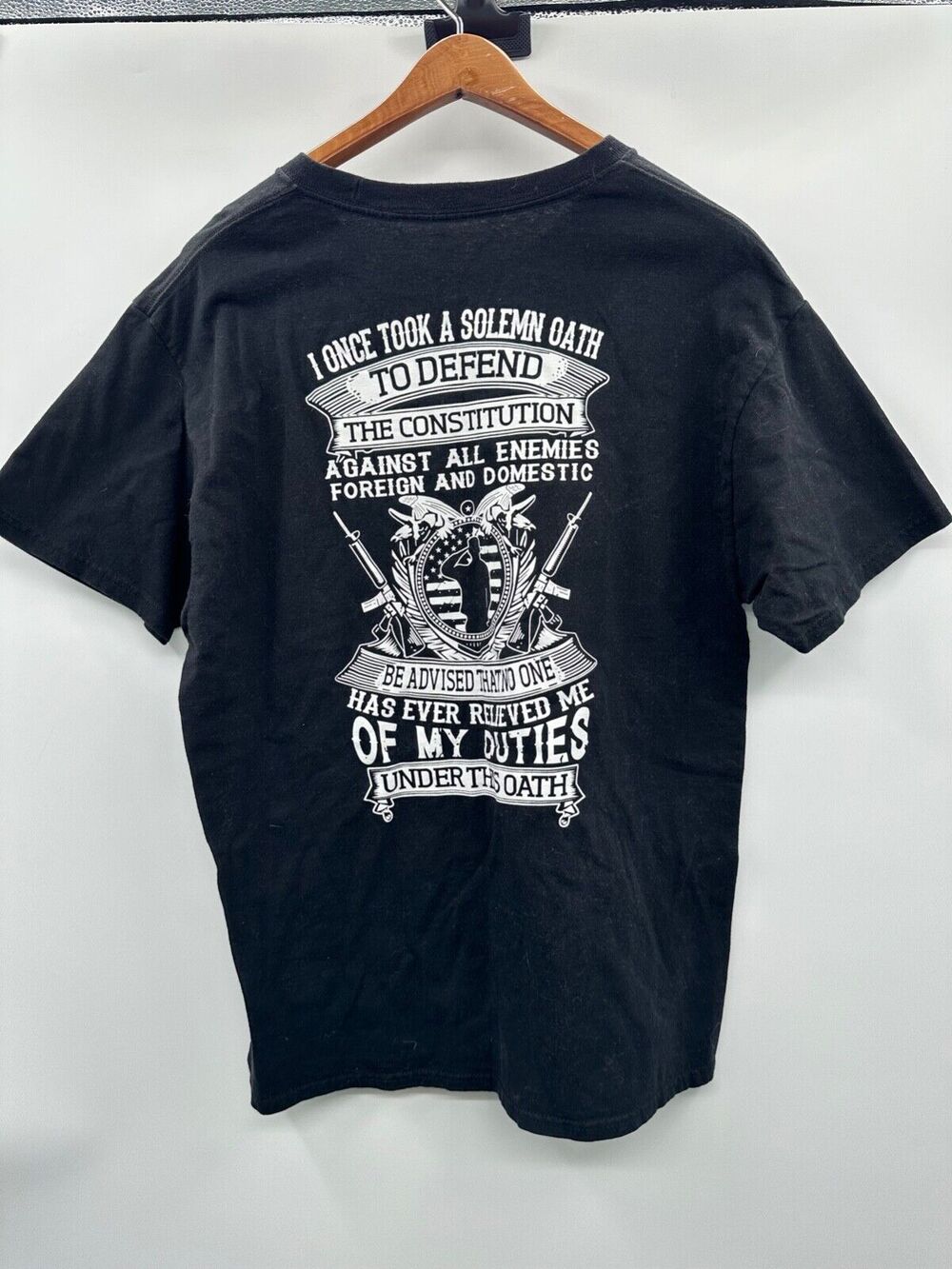 Hanes Large Military Veteran T Shirt Black To Defend The Constitution